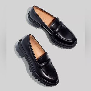 NWT & Box Madewell The Bradley Lugsole Loafer in Leather (Color: True Black)